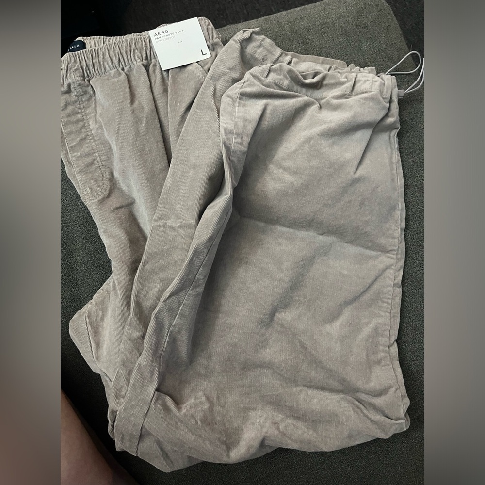 New with tags Aero Corduroy parachute pants